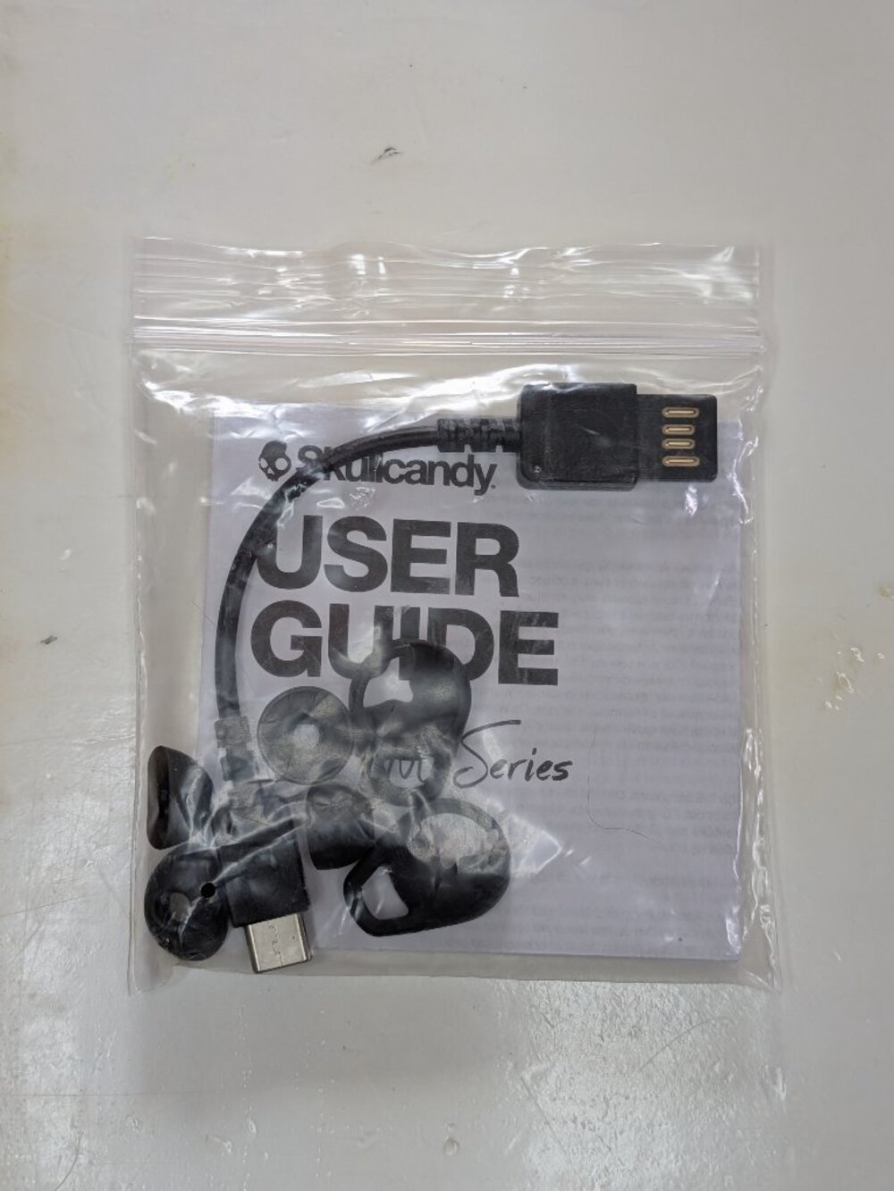 Skullcandy Jib XT Silicone Replacement Ear Tips 3 Sizes NEW w/ Case & Manual Ear
